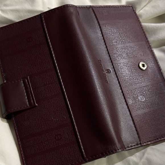 Etienne Aigner Deep Burgundy Wallet - Picture 4 of 4